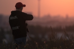 Lerne vom Berliner Fotografen Patrick Noack: Fotoworkshop in Berlin mit Fokus auf Arbeiten mit langer Brennweite – kreative Perspektiven, Technik & Praxiswissen.